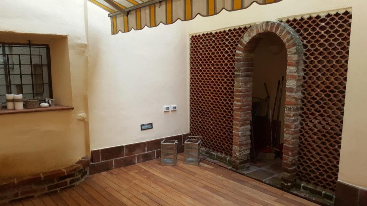 Incantevole Monolocale Con Giardino لوكا المظهر الخارجي الصورة